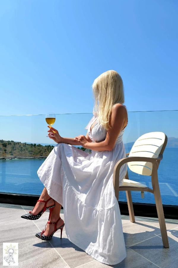 Nili Deluxe Sarandë