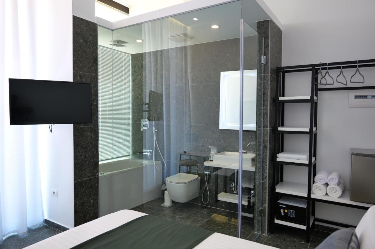 Hotel Nili Deluxe Sarandë