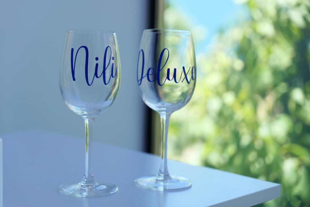 Nili Deluxe Hotel *